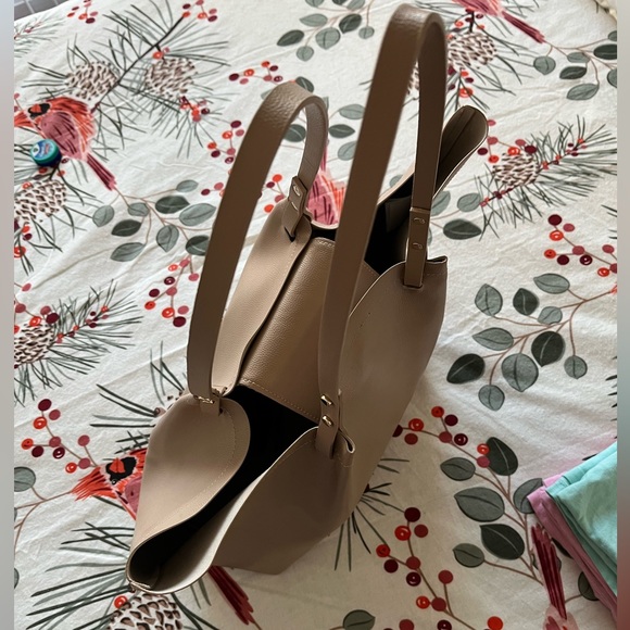 H&M tote bag for daily errands - Picture 2 of 5